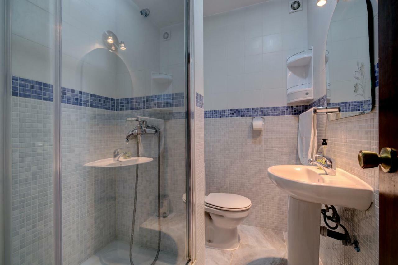Victoria Apartment Estepona Dış mekan fotoğraf